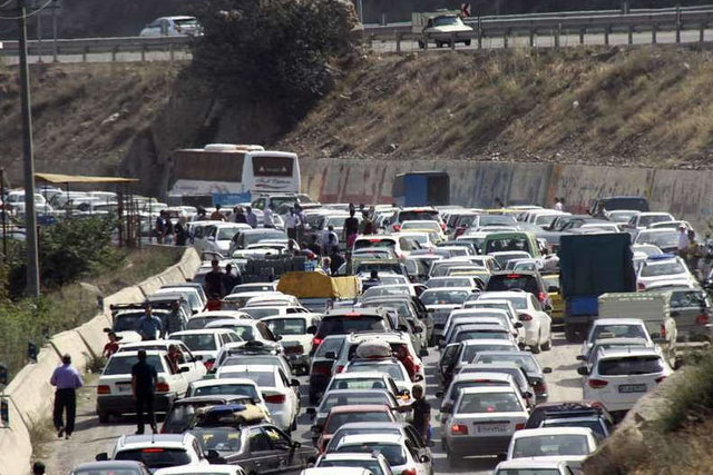 یکطرفه شدن جاده چالوس و ترافیک سنگین در محورهای شمالی