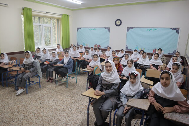 لزوم ایجاد همدلی برای رفع مشکلات شهرکرد در بازگشایی مدارس